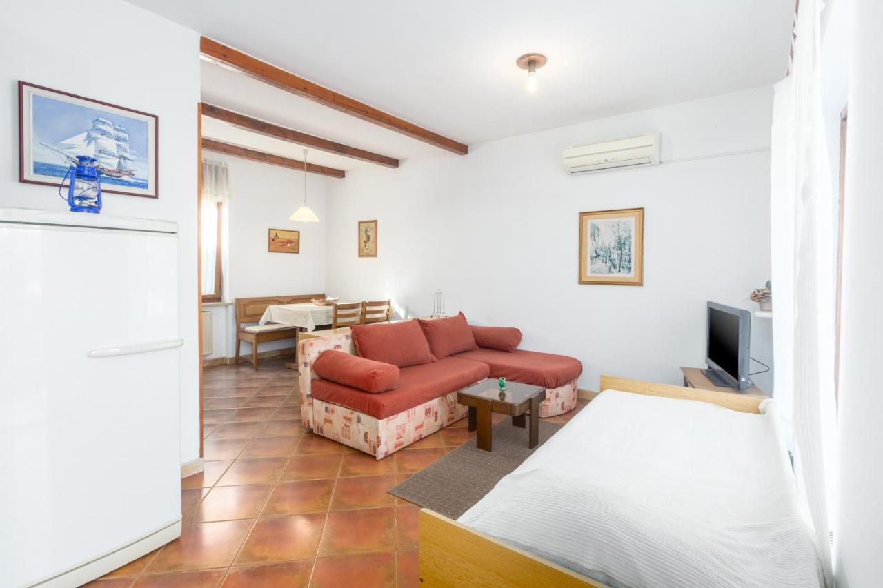 Apartment Umag 6992A Exterior photo